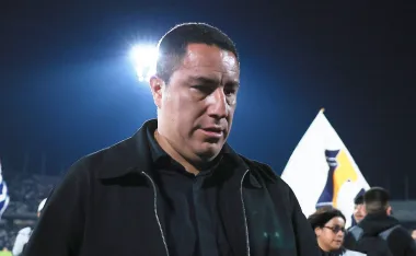 Efraín Juárez, DT de Pumas.