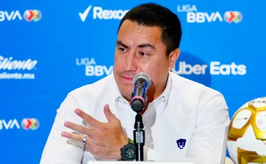 Efraín Juárez, DT de Pumas.