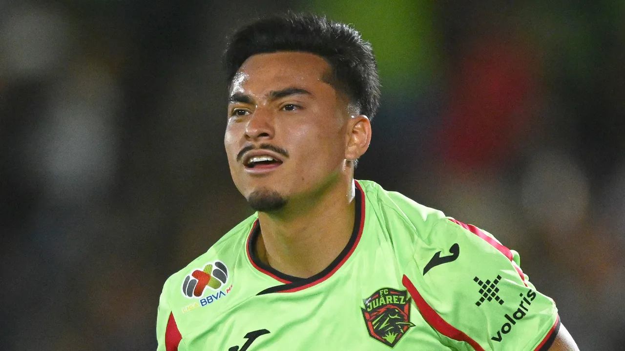 Jairo Torres causa baja en México.