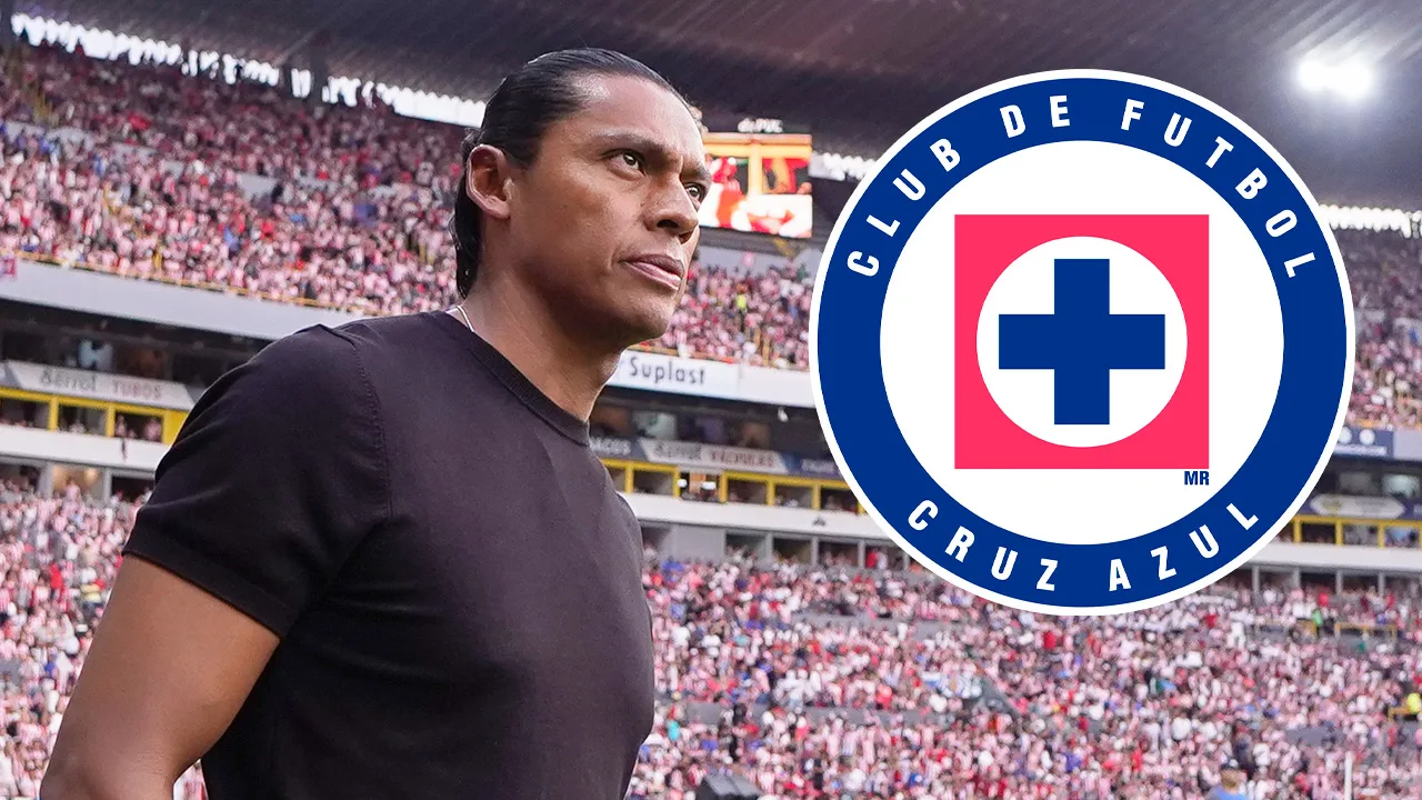 Joel Huiqui, DT del Cruz Azul.