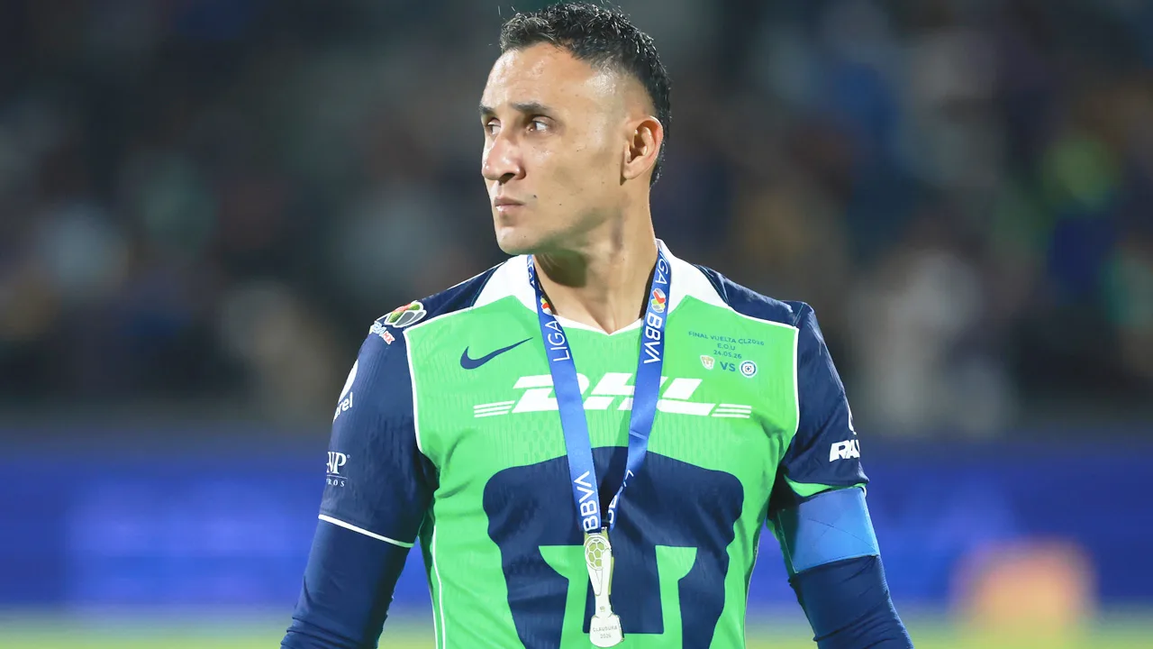 Keylor Navas y su tristeza tras perder el título con Pumas.