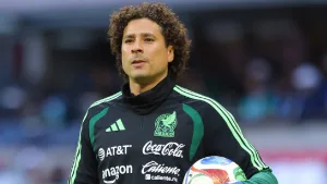 Guillermo Ochoa alistaría ‘sorpresa’ para Javier Aguirre en busca de ir al Mundial 2026
