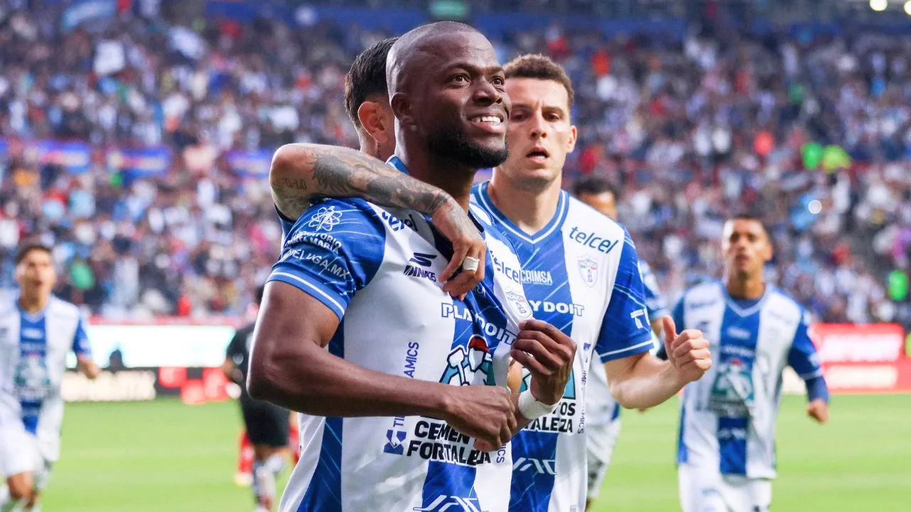 Escándalo en el Pachuca vs Toluca: Polémico penal casi acaba con ilusión del tricampeonato para los Diablos.