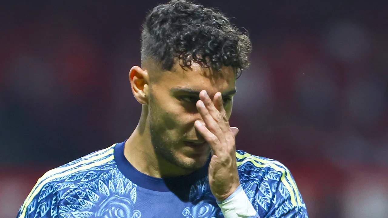 Sebastián Cáceres y un duro golpe en el América vs Pumas.