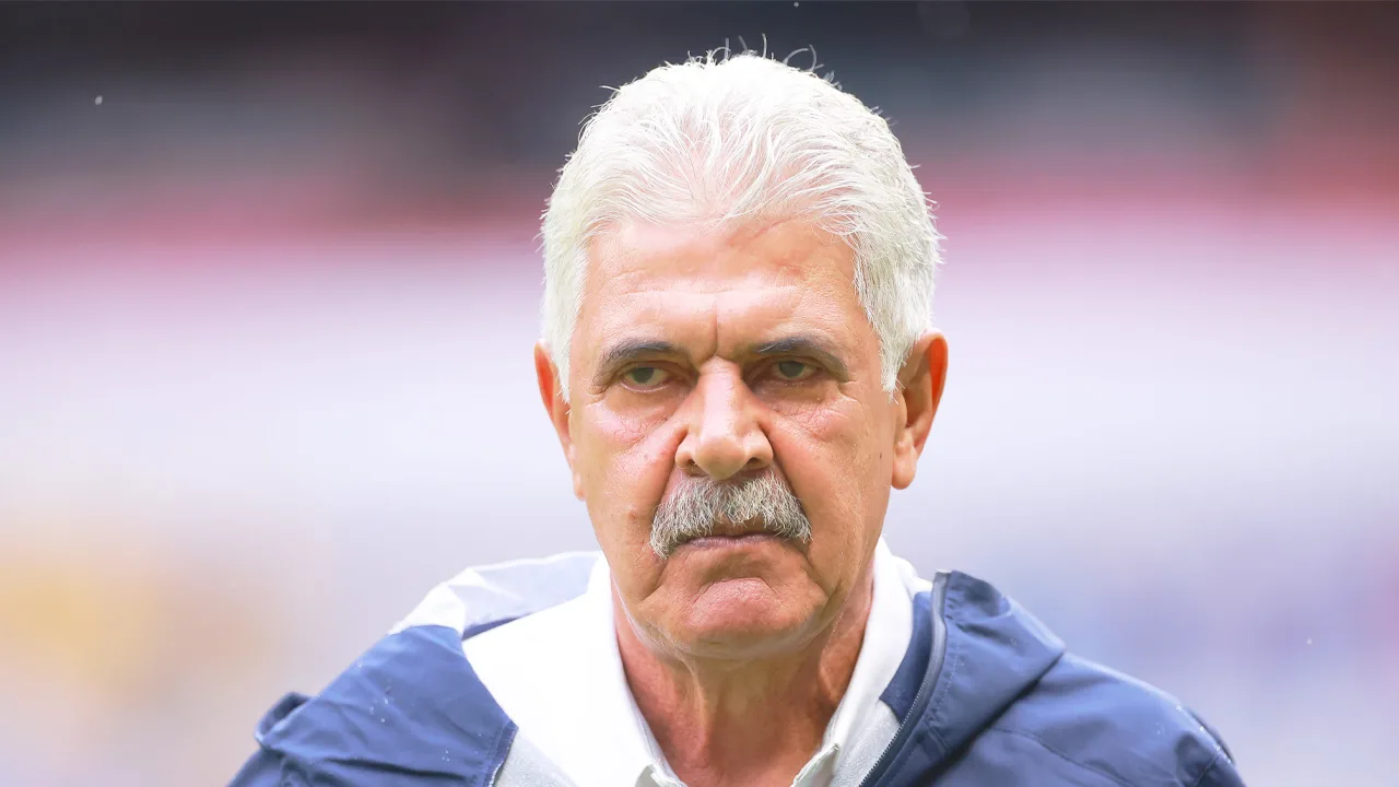 Tuca Ferretti habló del escándalo en Selección Mexicana.