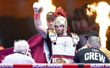 Oleksandr Usyk y su increíble presentación ante Rico Verhoeven en Guiza.