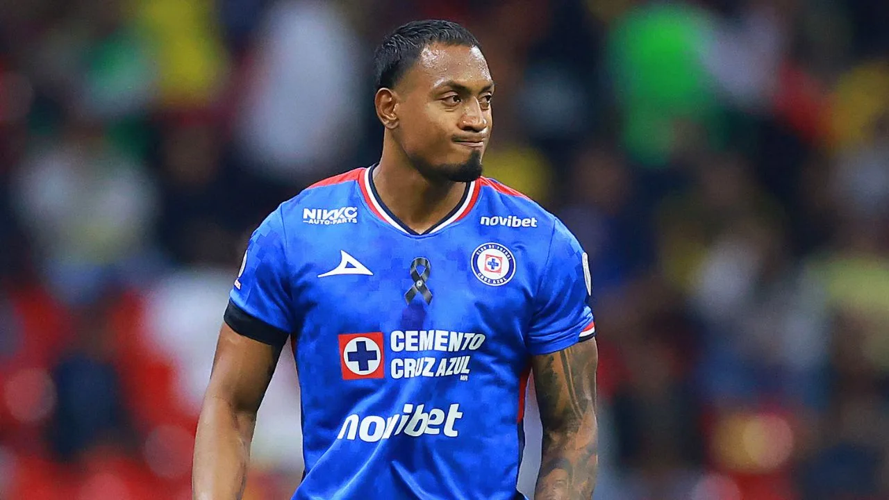 Pumas vs Cruz Azul: El desaire de la Máquina a la familia de Willer Ditta antes de la Final.
