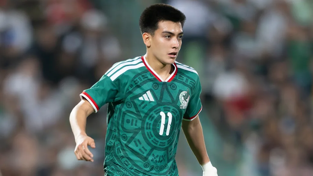 Gilberto Mora, Selección Mexicana