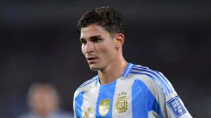 Por qué no juega Julián Álvarez hoy en Argentina vs Austria en el Mundial 2026