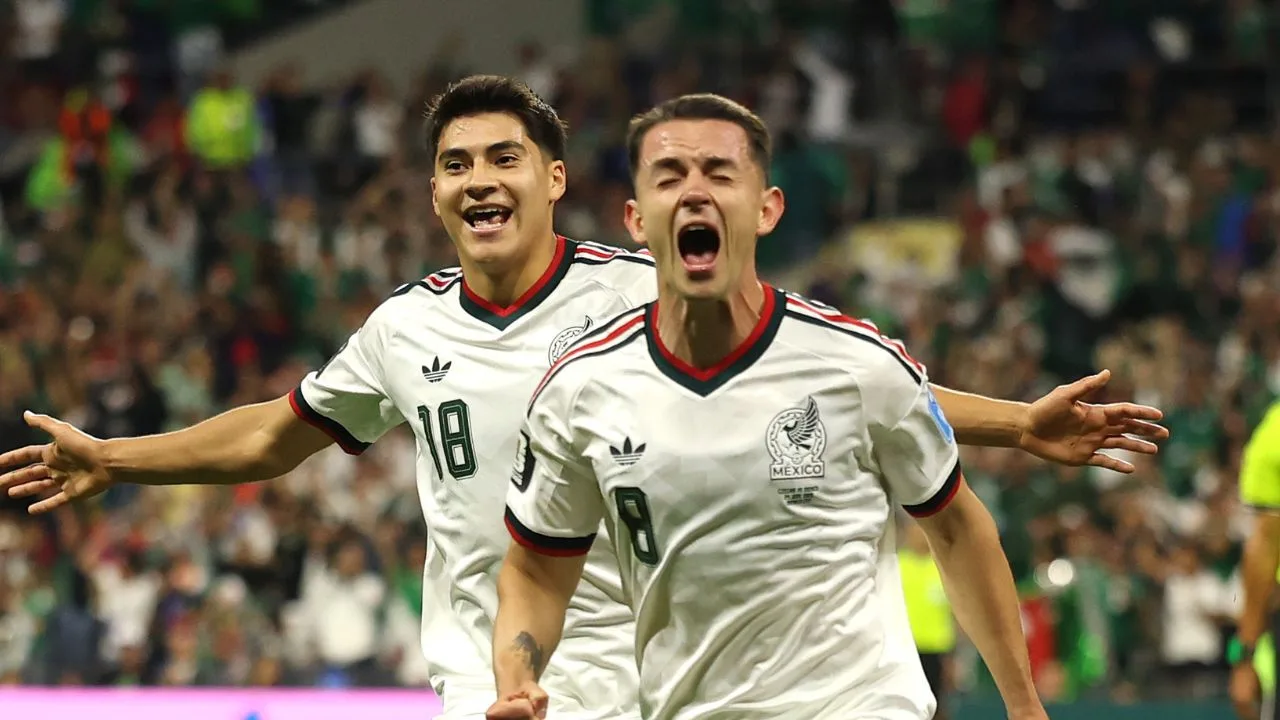 Álvaro Fidalgo, jugador de la Selección Mexicana. 