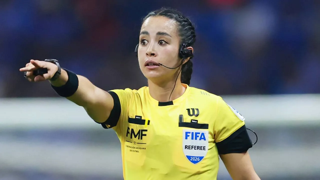 Katia Itzel García, árbitra mexicana.