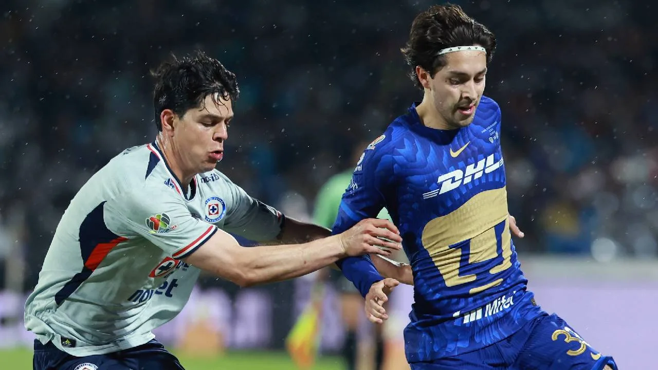 Cruz Azul vs Pumas.