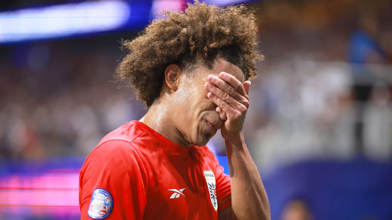 El mediocampista no participó de la derrota ante Croacia y quedó envuelto en la polémica en Panamá.
