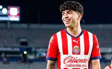 Denzell García y su futuro...¿llega a Chivas este verano?