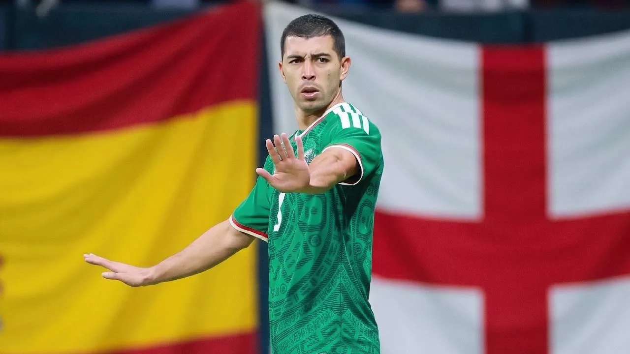 Erik Lira, actual jugador de Cruz Azul.