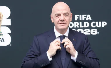 En medio de la Copa del Mundo 2026, el presidente de FIFA protagonizó un tenso momento con aficionados.