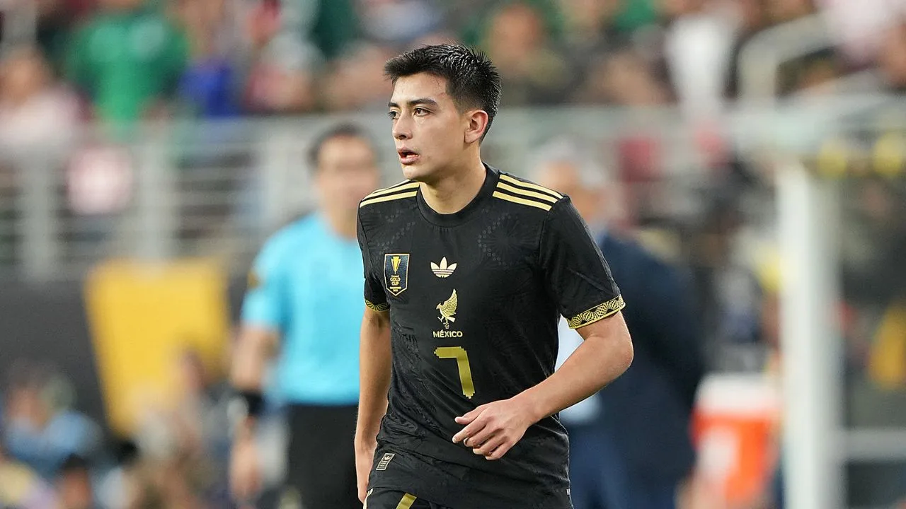Gilberto Mora, jugador de la Selección Mexicana. 