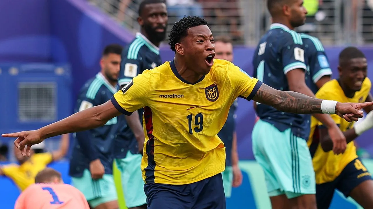Gonzalo Plata, jugador de la selección de futbol de Ecuador. 