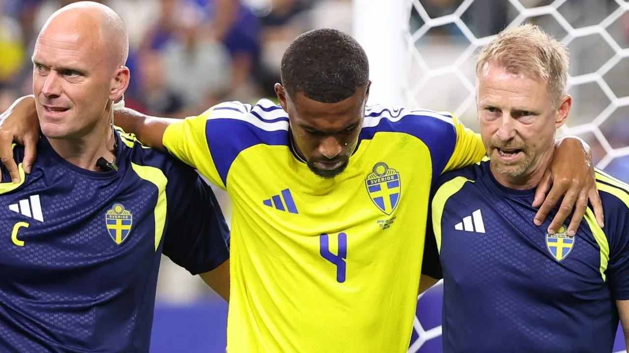 Mundial 2026: Entre lágrimas, Isak Hien abandona el Japón vs Suecia tras sufrir grave lesión.