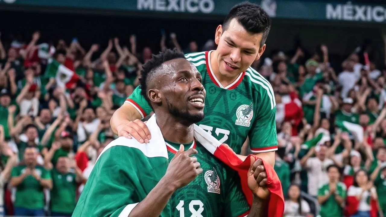 Mundial 2026: La razón por la que Julián Quiñones se hizo mexicano gracias al Chucky Lozano.