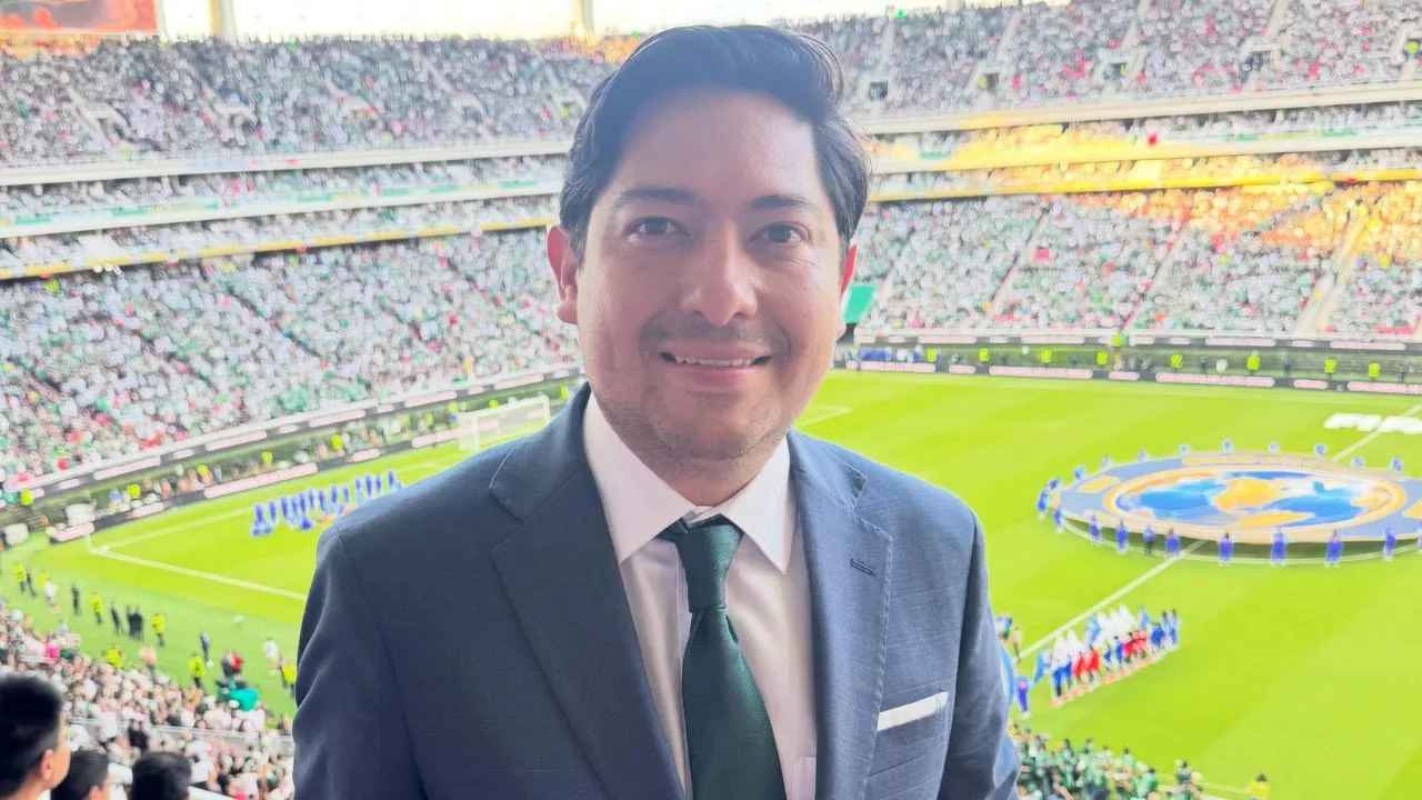 Julio Ibáñez se burla de Sudáfrica tras eliminación del Mundial 2026 a manos de Canadá.