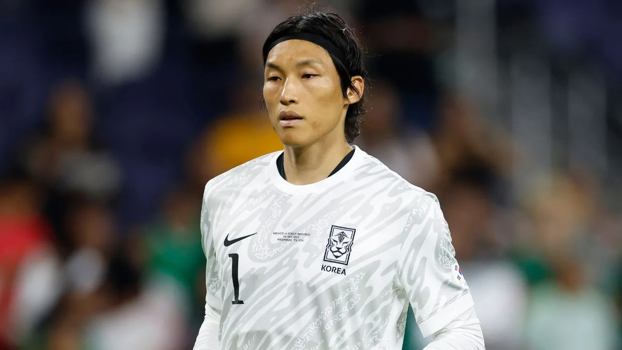 Kin Seung-Gyu, portero de Corea del Sur. 