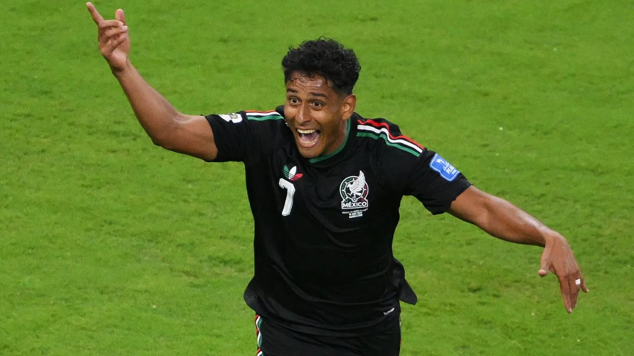 Luis Romo, jugador de la Selección Mexicana. 