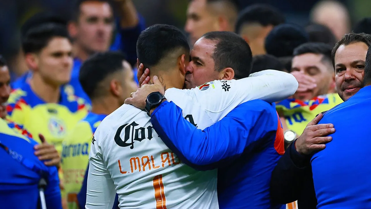 Luis Malagón y André Jardine, celebrando uno de los tantos títulos que obtuvieron en América. 