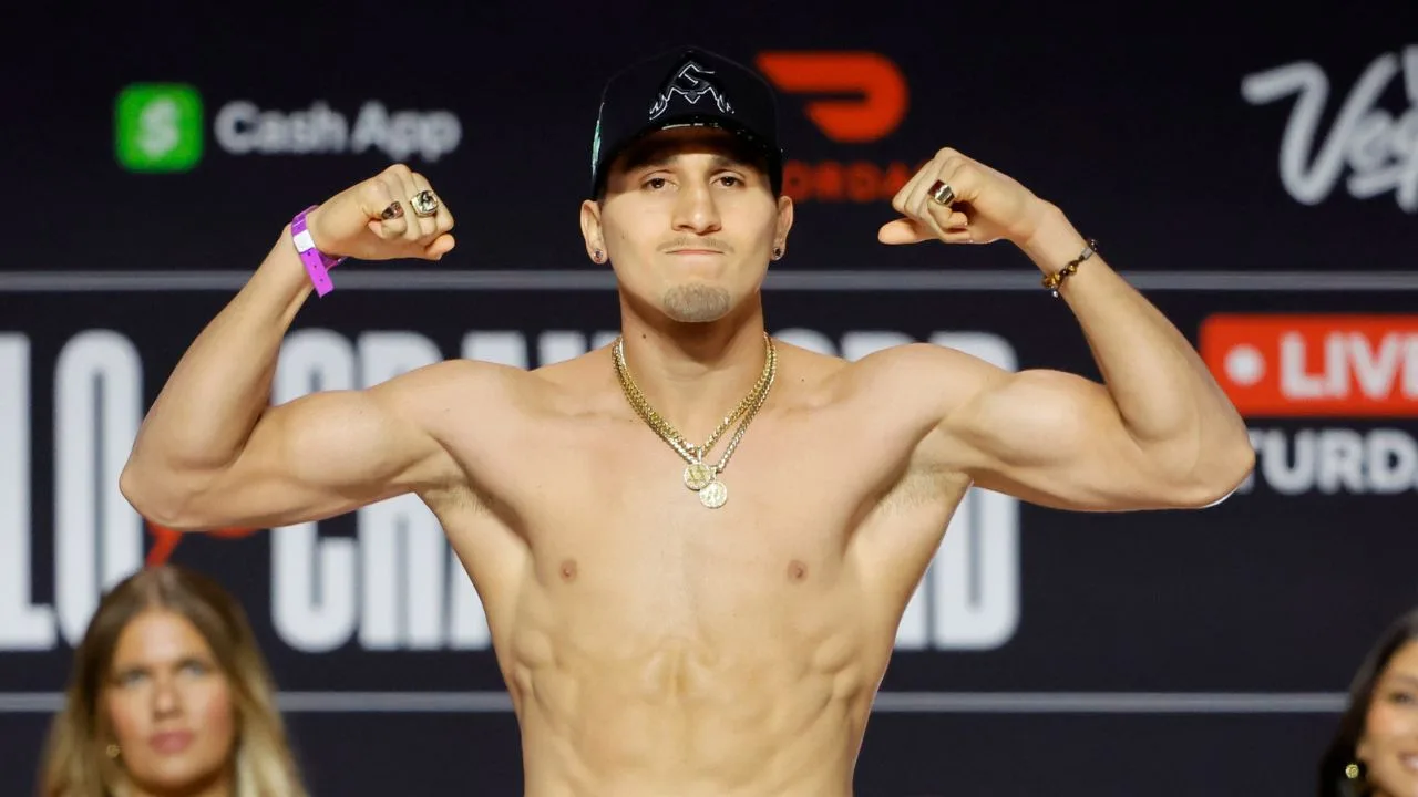 Marco Verde, peleador mexicano de boxeo. 