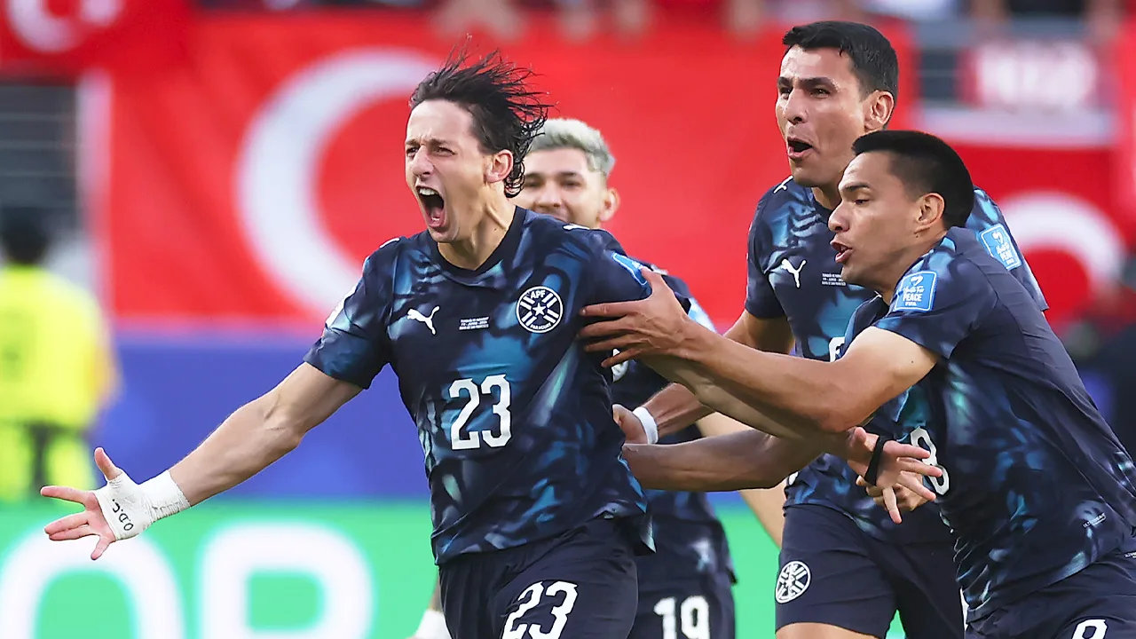 El futbolista de Paraguay fue el gran protagonista de la victoria ante Turquía, pero quedó marcado por una grave acusación errónea.