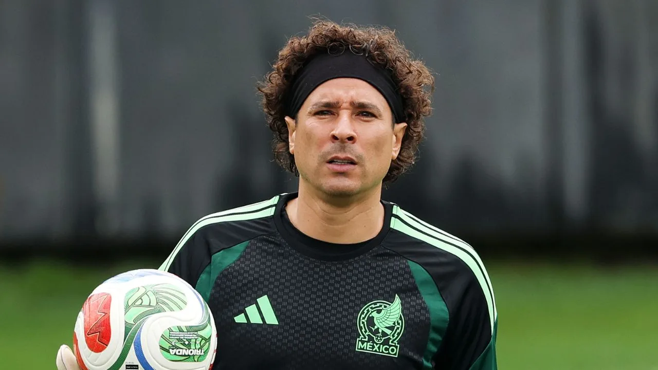 Memo Ochoa, uno de los porteros convocados al Mundial 2026.