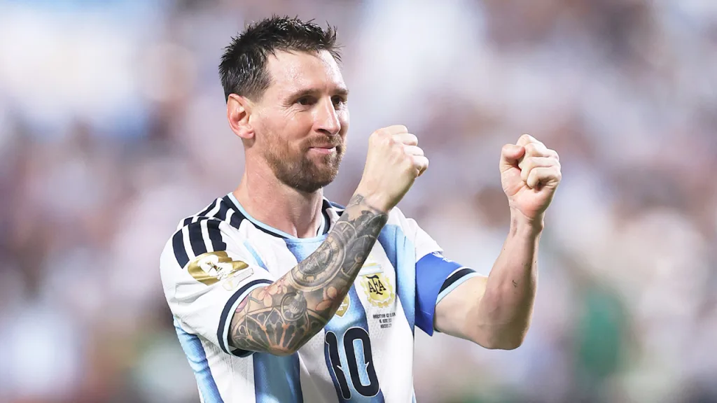 El argentino Leo Messi récord mundial ante Argelia con un hat-trick inolvidable, en la historia de la Copa del Mundo.