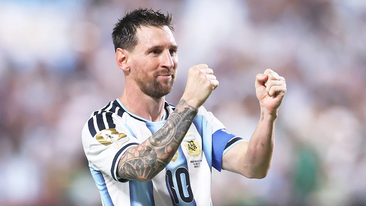 El argentino Leo Messi récord mundial ante Argelia con un hat-trick inolvidable, en la historia de la Copa del Mundo.