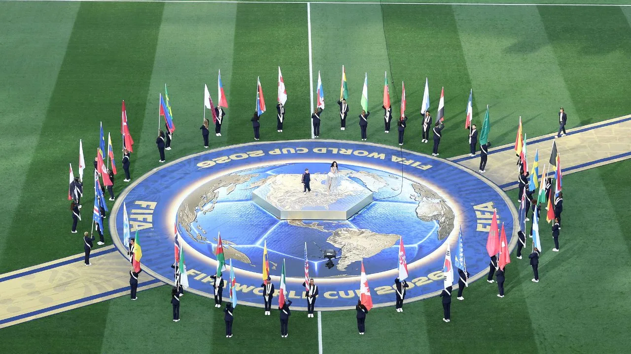 Abuchean a bandera de Irán en inauguración del Mundial 2026 en Estados Unidos. 