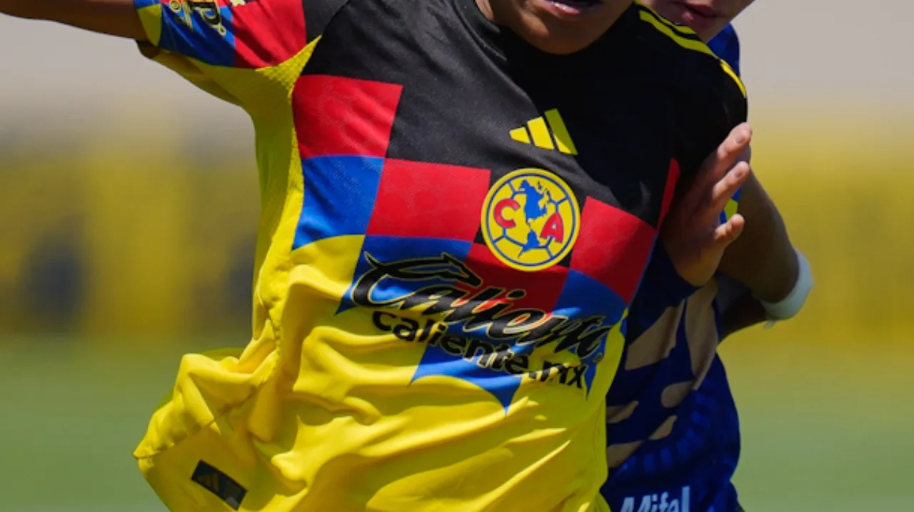 África Guerrero, América Femenil