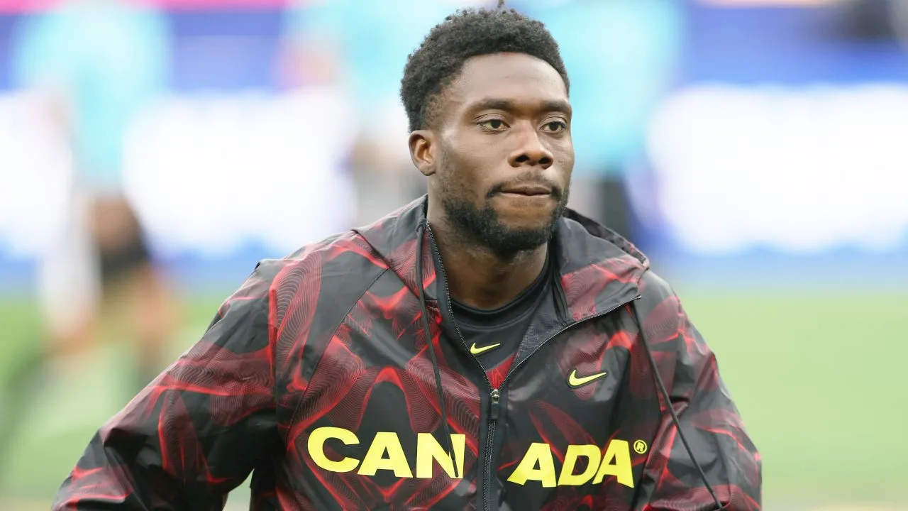  Alphonso Davies comenzó en el banco de suplentes Canadá vs Marruecos Mundial 2026