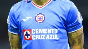Fue figura de Cruz Azul, quedó marcado por polémica narcofiesta y ahora juega en el futbol llanero de Estados Unidos