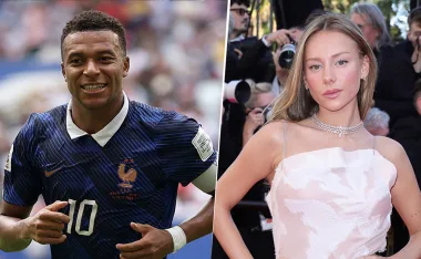 Kylian Mbappé, Ester Expósito