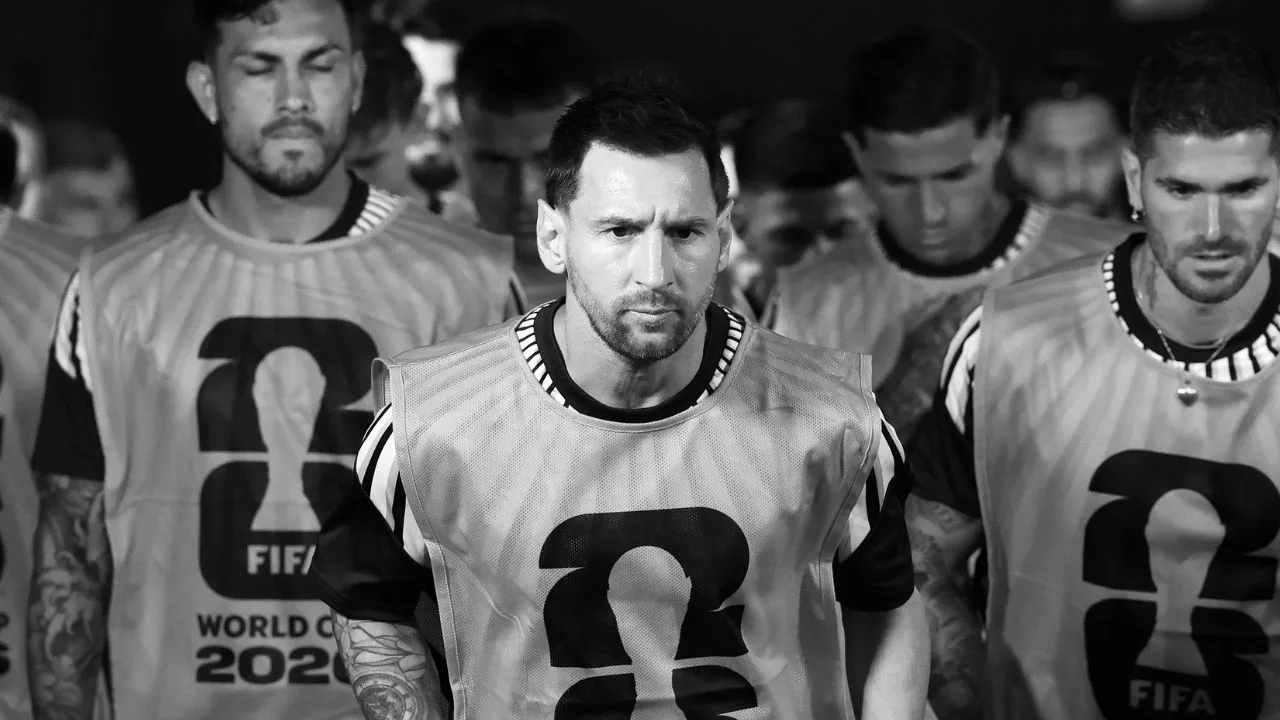 Selección de futbol de Argentina con Messi al frente. 