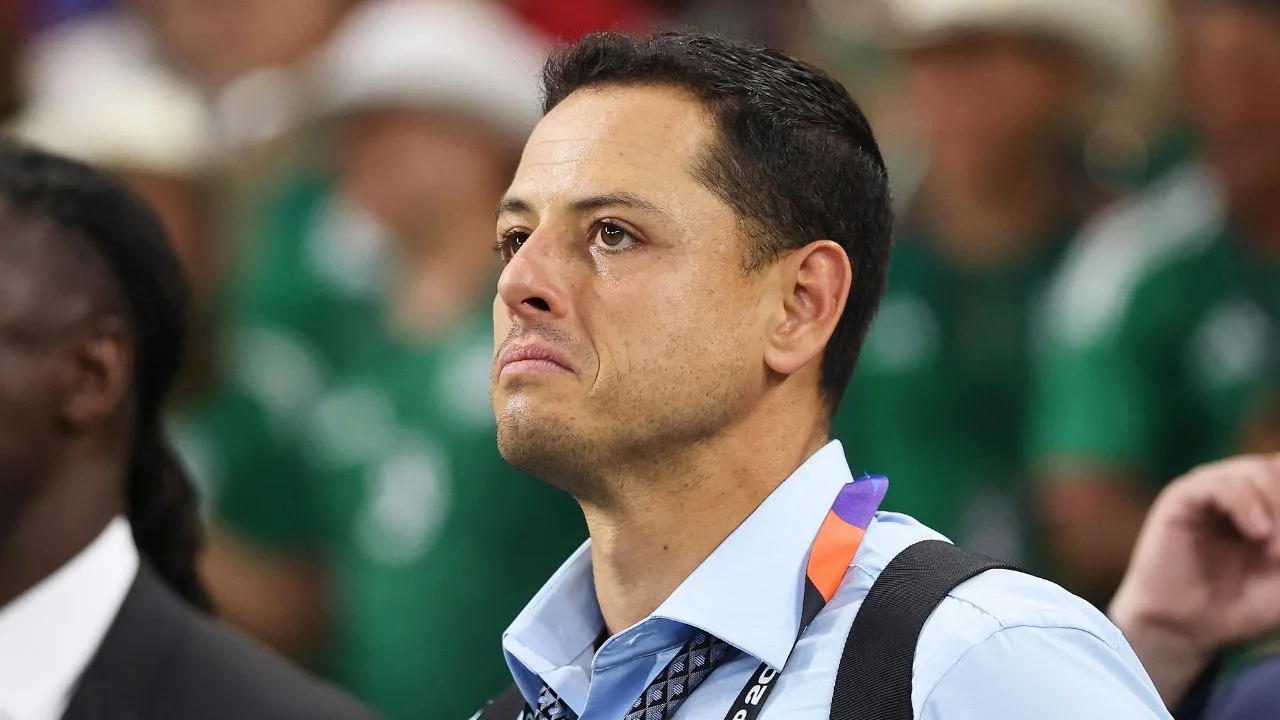 Chicharito rompe el silencio y aclara incidente con periodista argentino en el Mundial 2026.