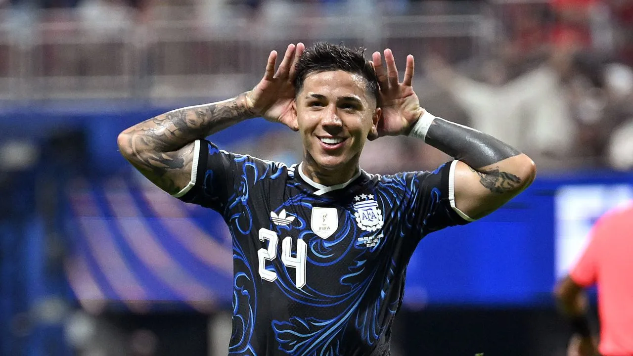 Enzo Fernández, jugador de la selección argentina de futbol. 