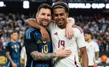 Lionel Messi y Lamine Yamal