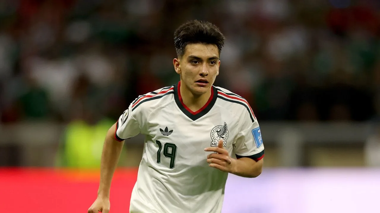 Gilberto Mora, jugador de la Selección Mexicana. 