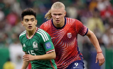 Gilberto Mora y Erling Haaland