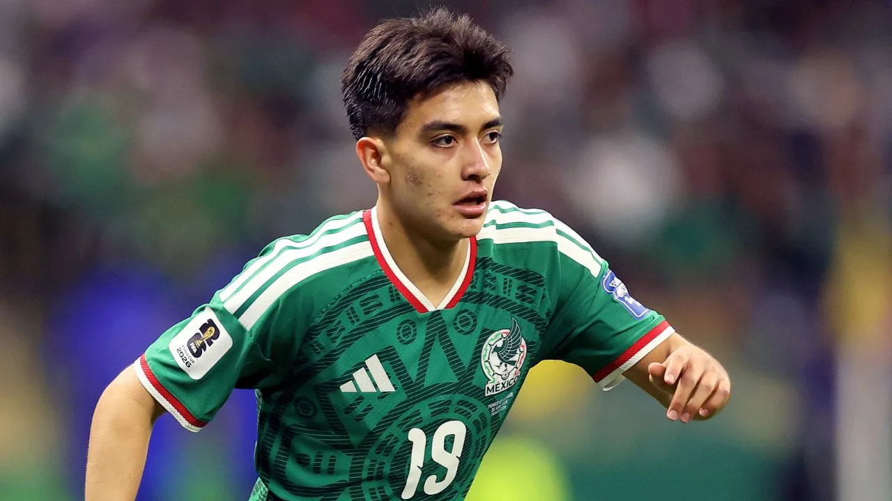 Gilberto Mora ya supera a América y Chivas en seguidores en redes tras el Mundial 2026.