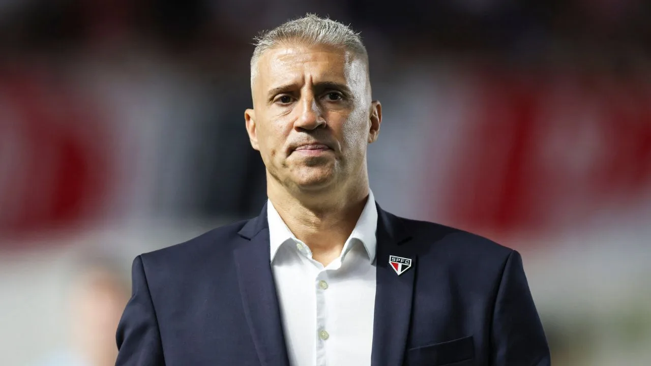 Hernán Crespo, entrenador de futbol. 