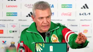 Javier Aguirre revienta a reportero previo al México vs Inglaterra con épica respuesta: “Es una m…”