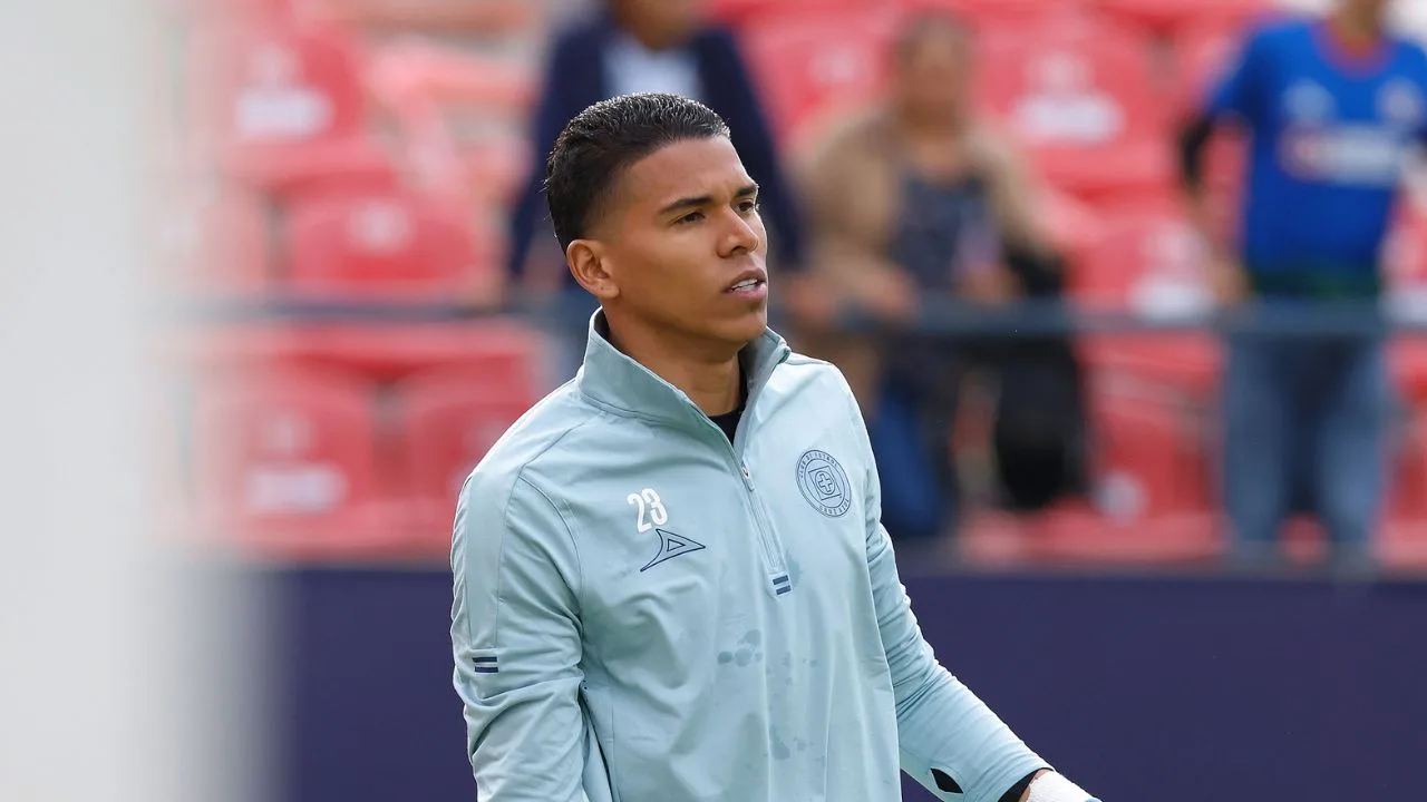 Kevin Mier, portero del Cruz Azul. 