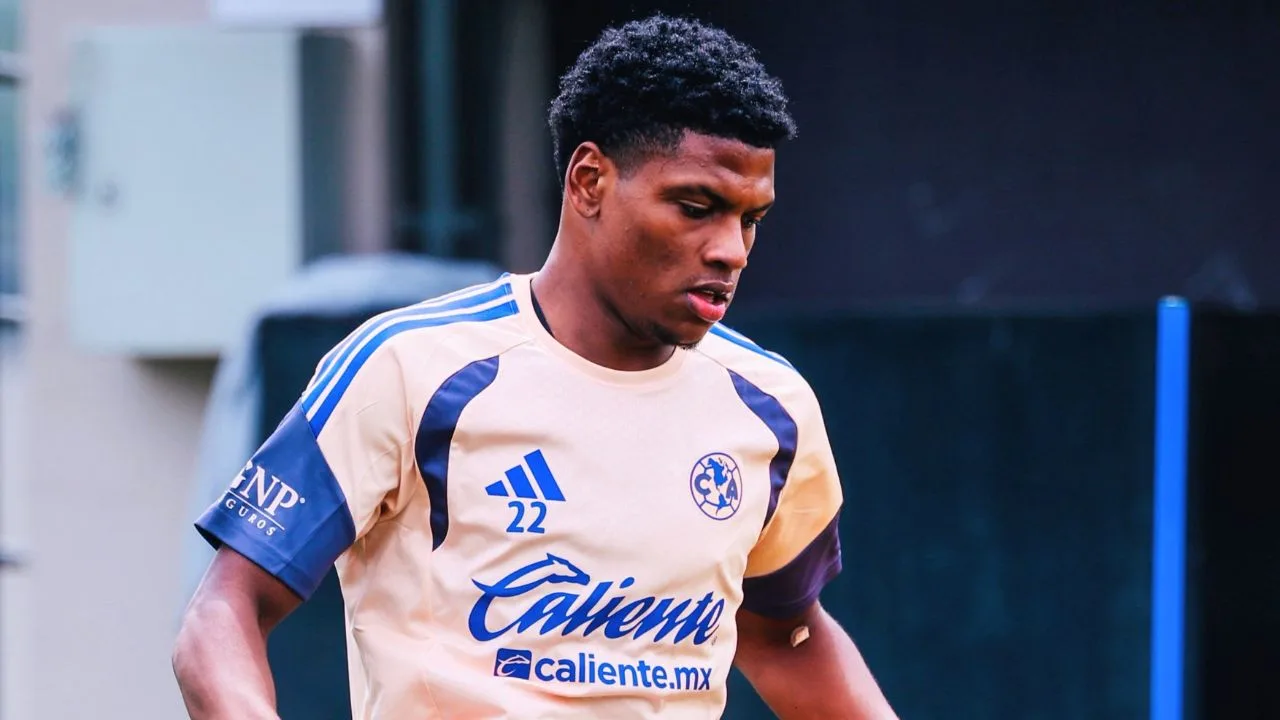 Por qué Oscar Perea, flamante refuerzo de América, no debutaría en la J3 del Apertura 2026.