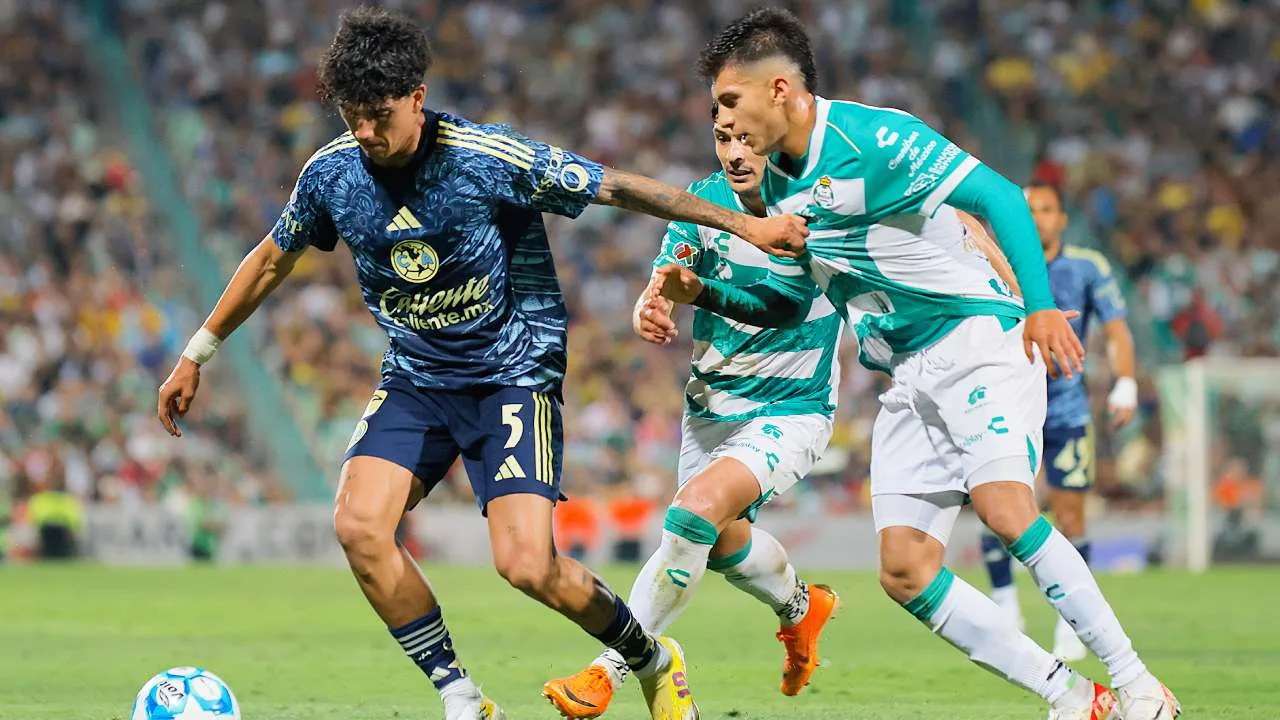 América recibe a Santos Laguna en busca de su segunda victoria del Apertura 2026.